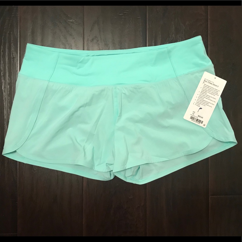Lululemon run times short